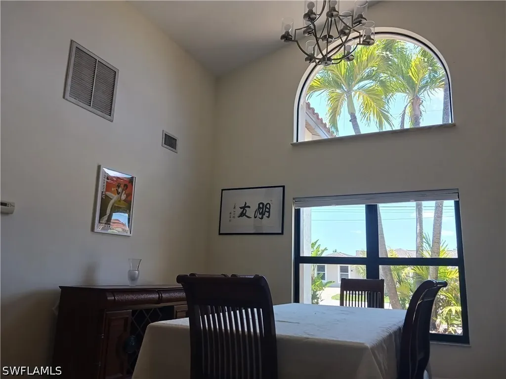 2727 SE 24th Place Cape Coral FL 33904