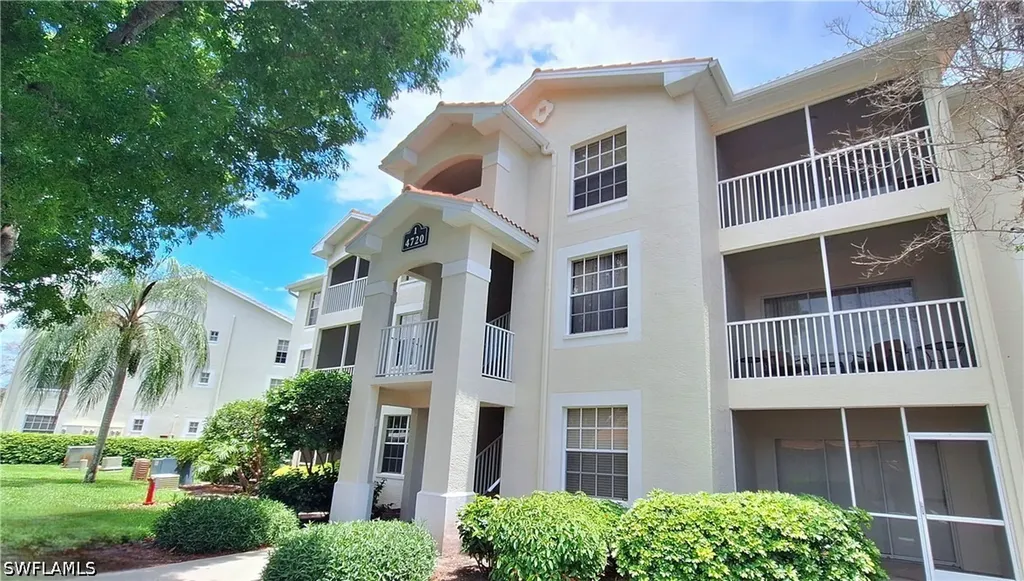 4720 Saint Croix Lane Naples FL 34109
