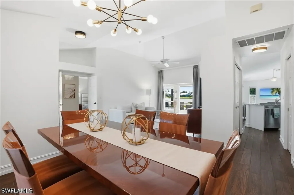 3850 Groton Court Naples FL 34112