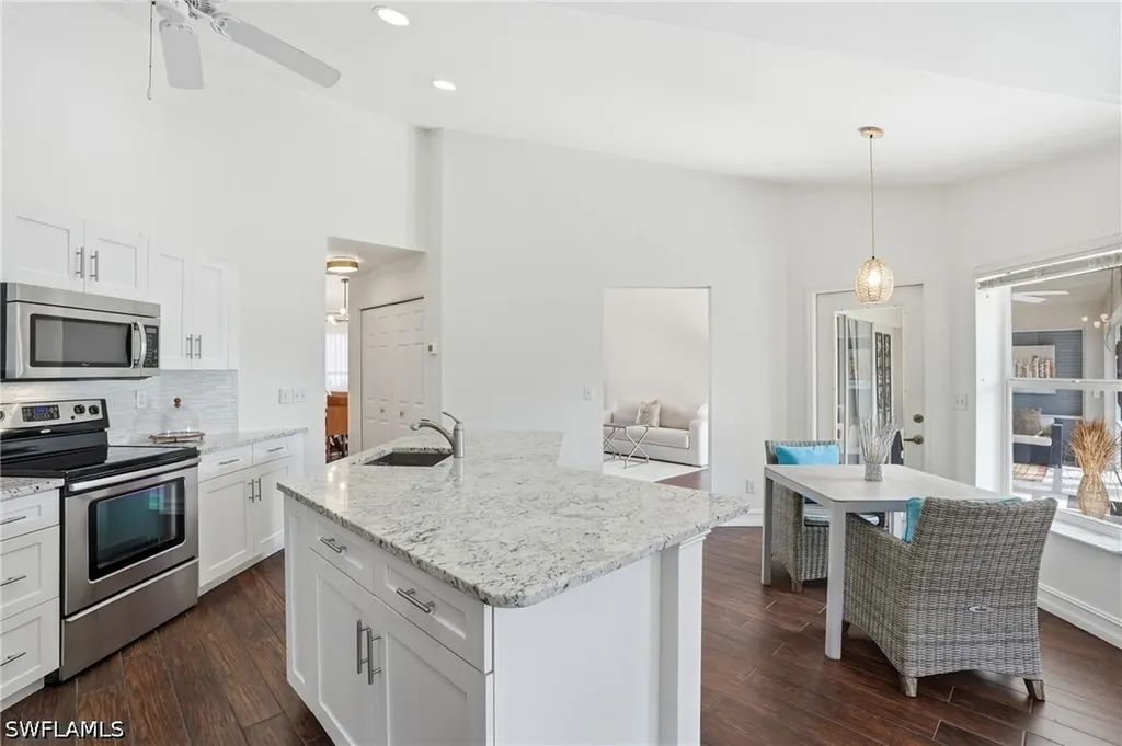 3850 Groton Court Naples FL 34112