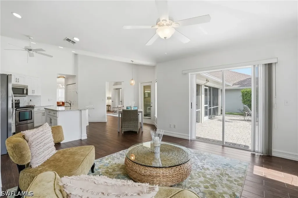 3850 Groton Court Naples FL 34112