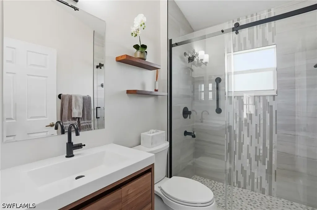 3850 Groton Court Naples FL 34112