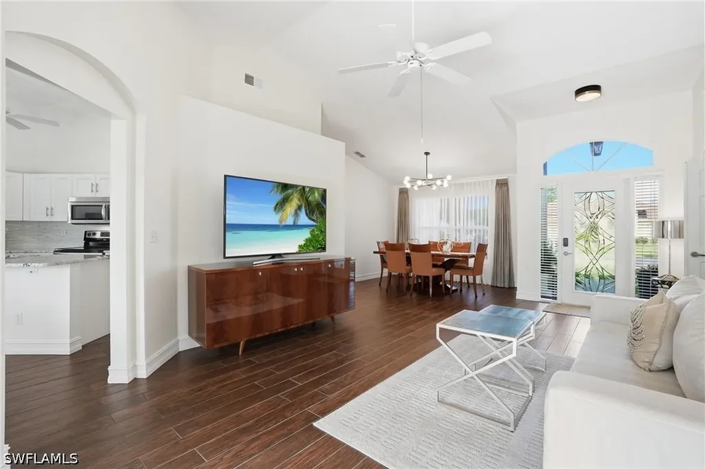 3850 Groton Court Naples FL 34112