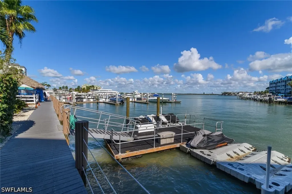 1011 Anglers Cove Marco Island FL 34145