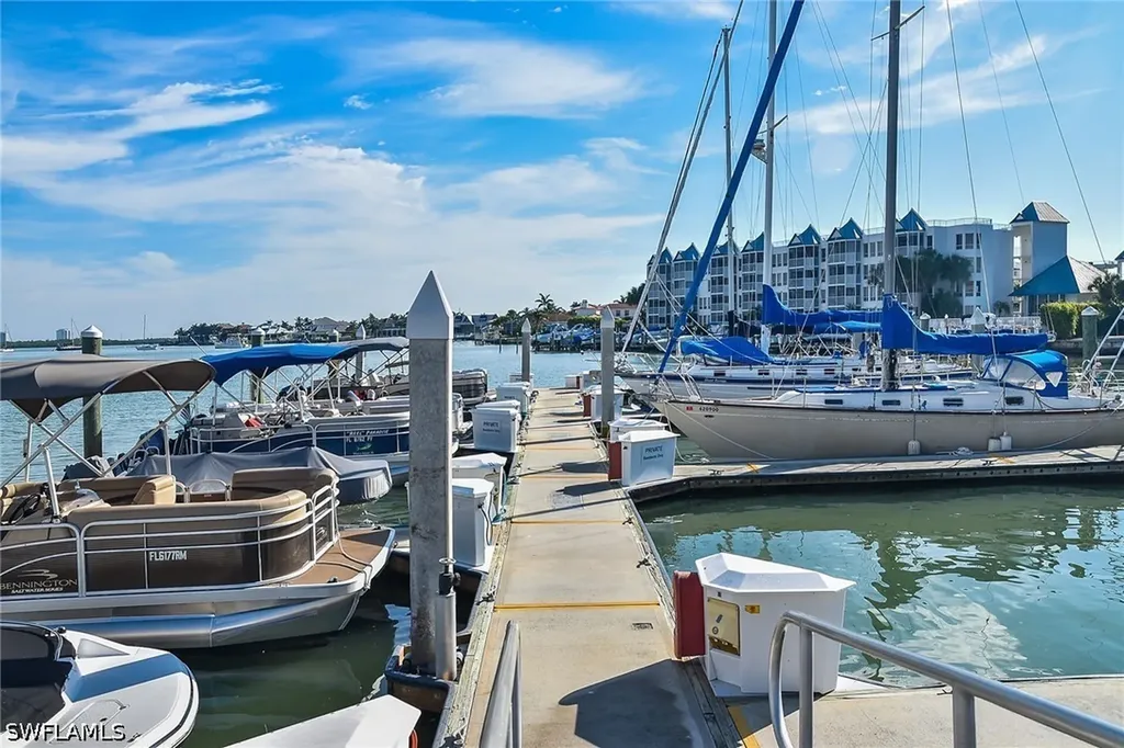 1011 Anglers Cove Marco Island FL 34145