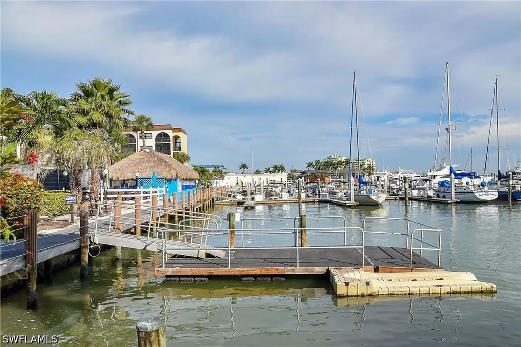 1011 Anglers Cove Marco Island FL 34145