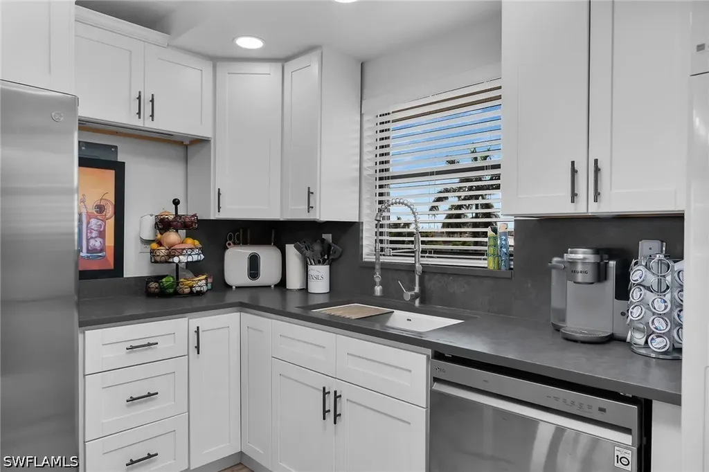 1011 Anglers Cove Marco Island FL 34145