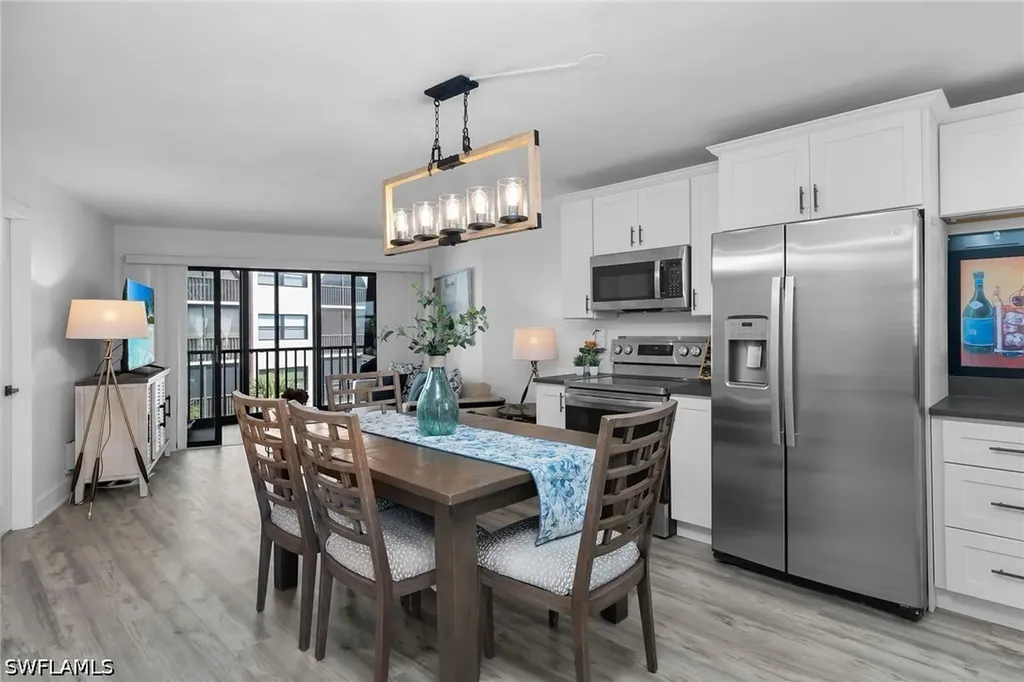 1011 Anglers Cove Marco Island FL 34145