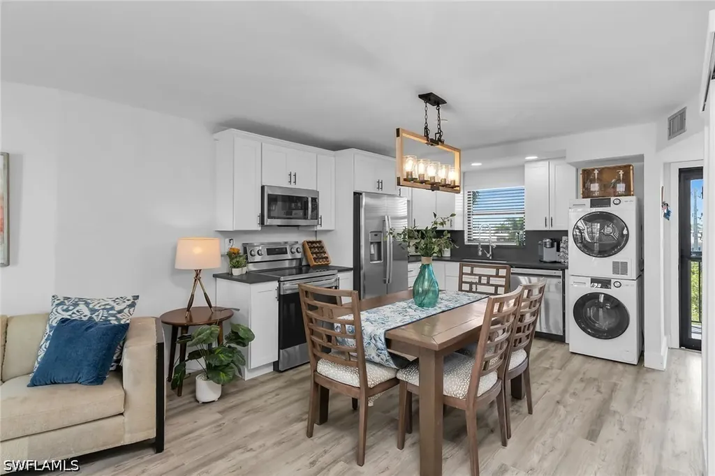 1011 Anglers Cove Marco Island FL 34145