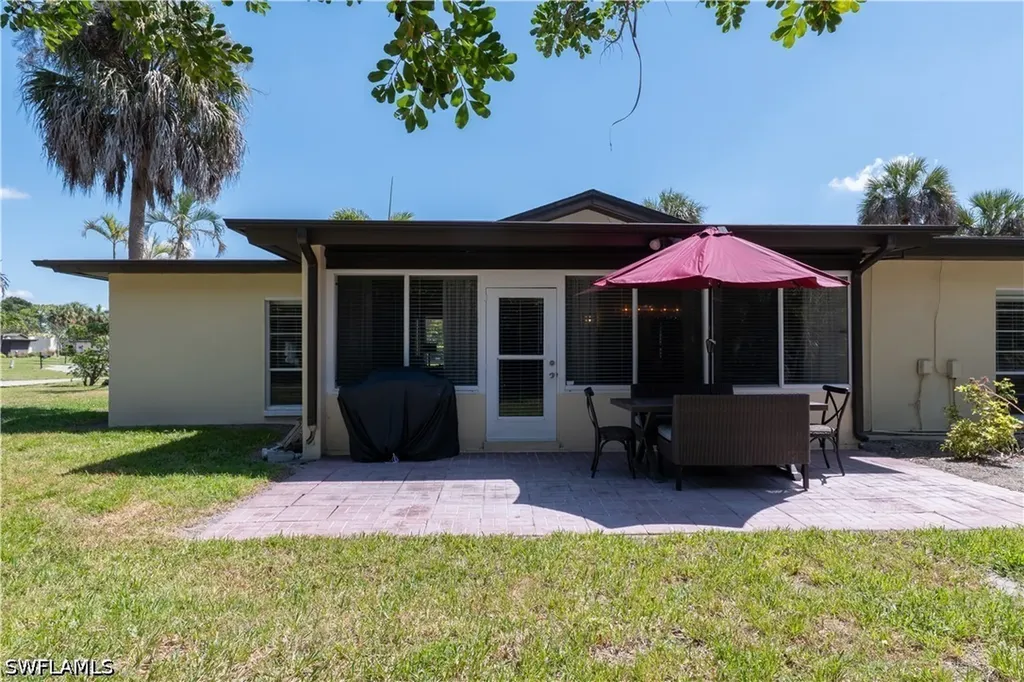 3810 Estero Bay Lane Naples FL 34112