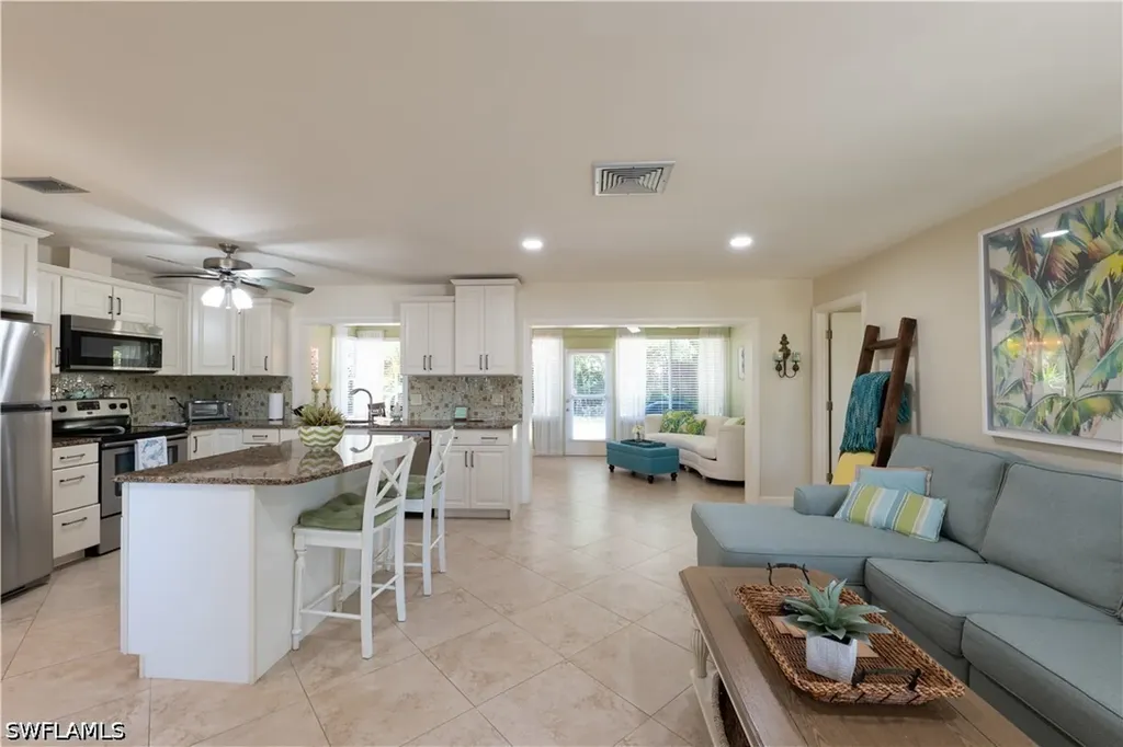 3810 Estero Bay Lane Naples FL 34112