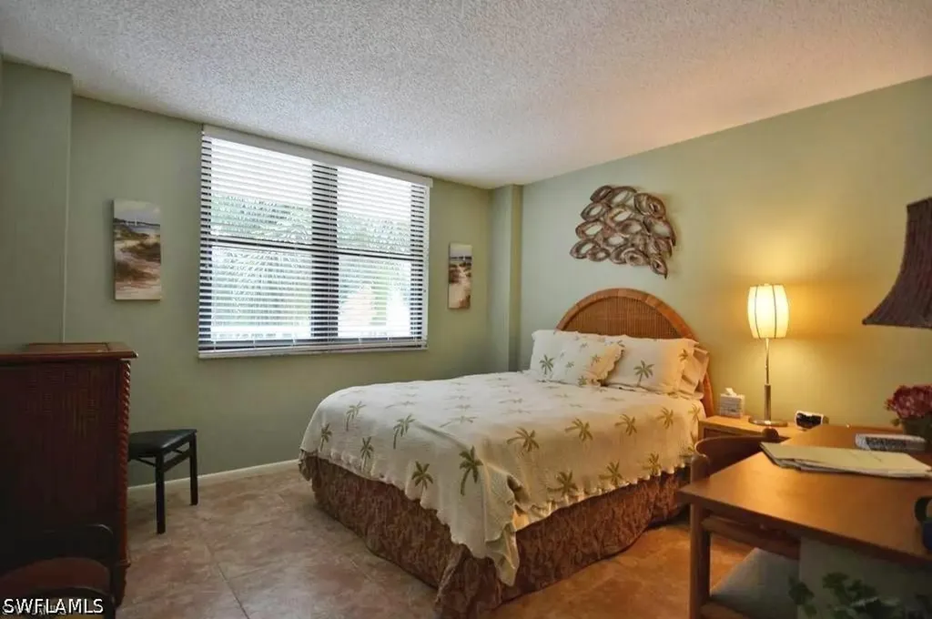 260 Seaview Court Marco Island FL 34145