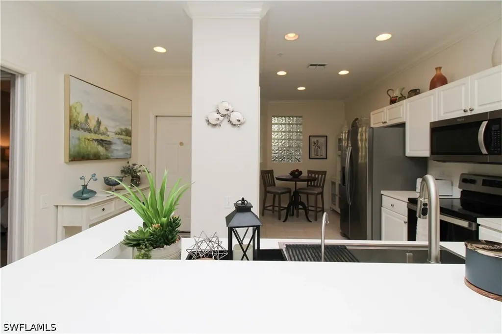 8217 Parkstone Place Naples FL 34120