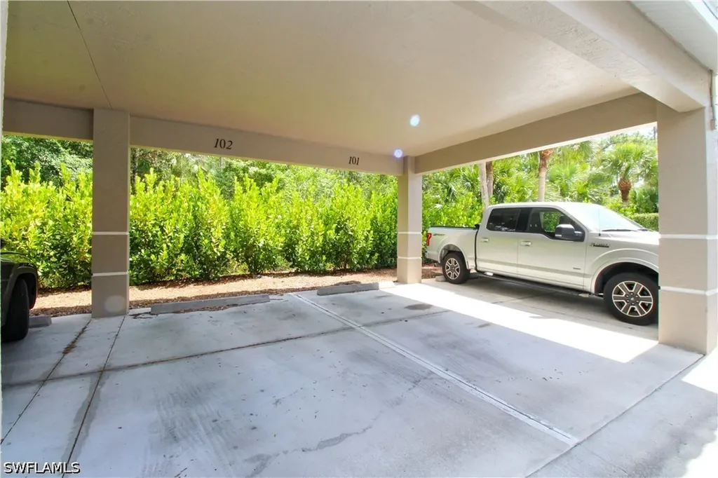 8217 Parkstone Place Naples FL 34120