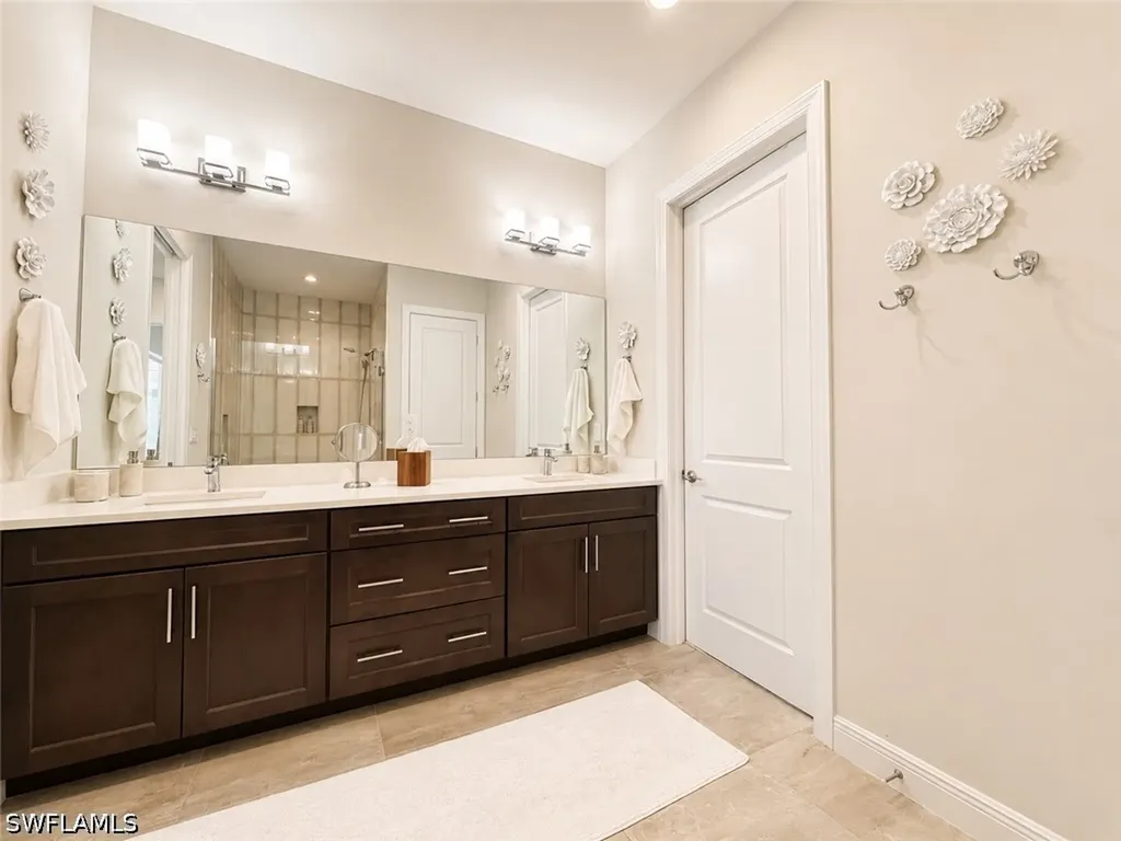 9028 Mayreau Way Naples FL 34114