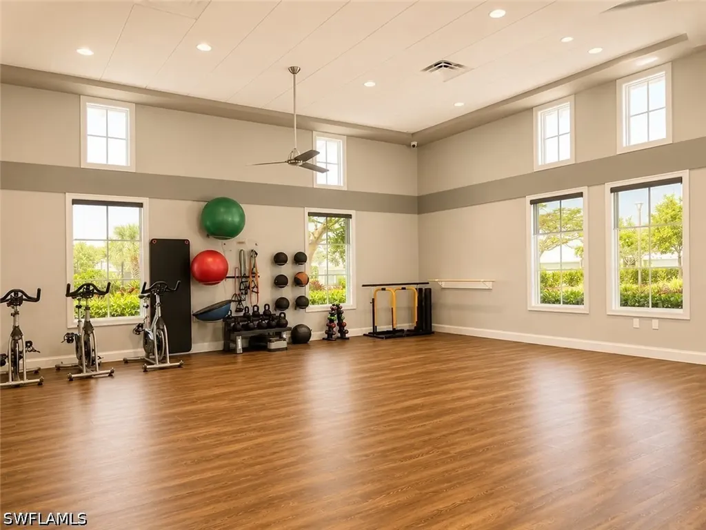 9028 Mayreau Way Naples FL 34114