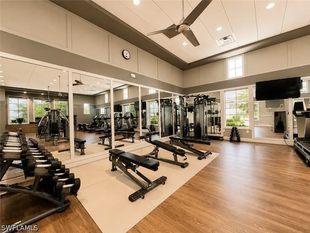 9028 Mayreau Way Naples FL 34114