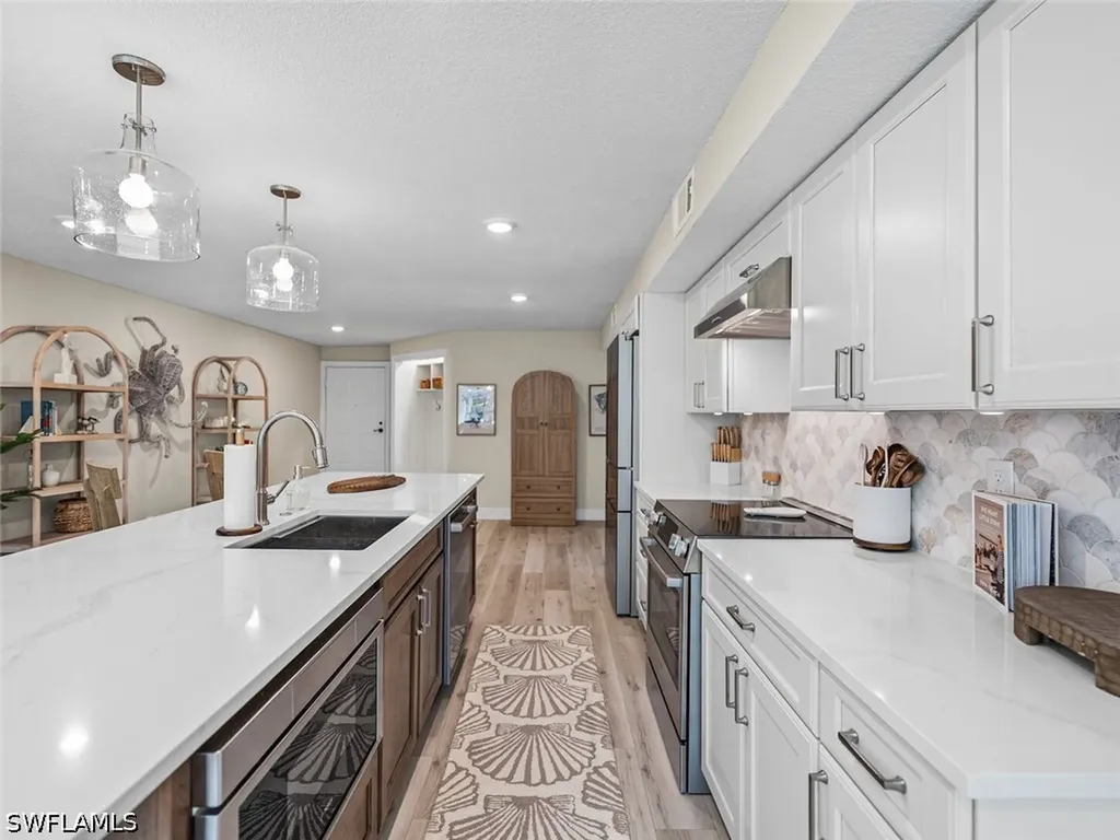 4082 Belair Lane Naples FL 34103