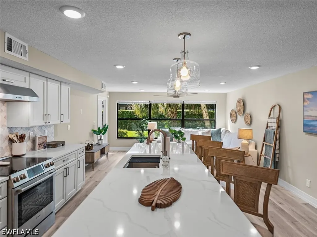 4082 Belair Lane Naples FL 34103