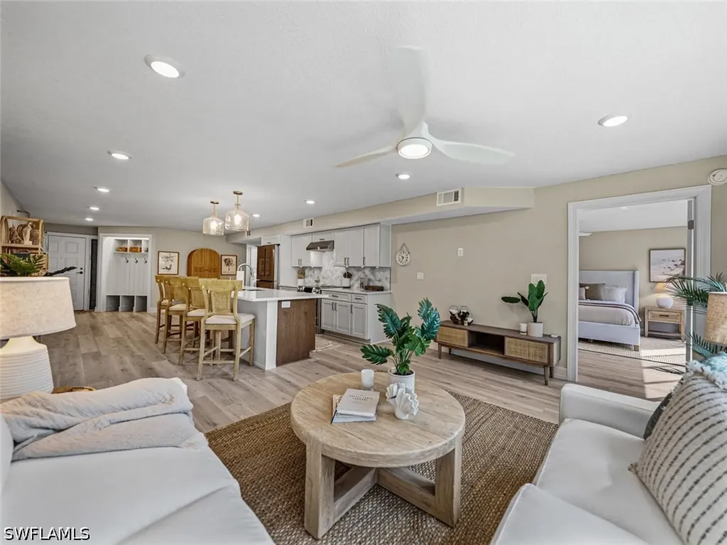 4082 Belair Lane Naples FL 34103