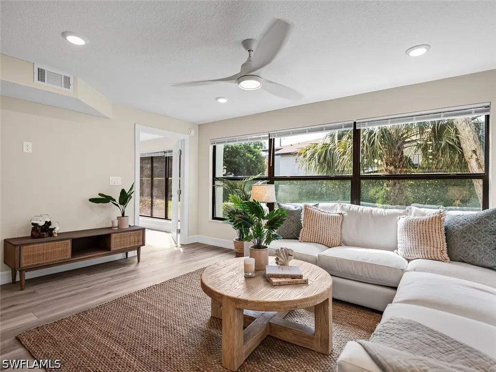 4082 Belair Lane Naples FL 34103
