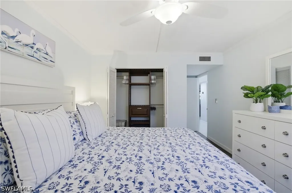 1504 Mainsail Drive Naples FL 34114