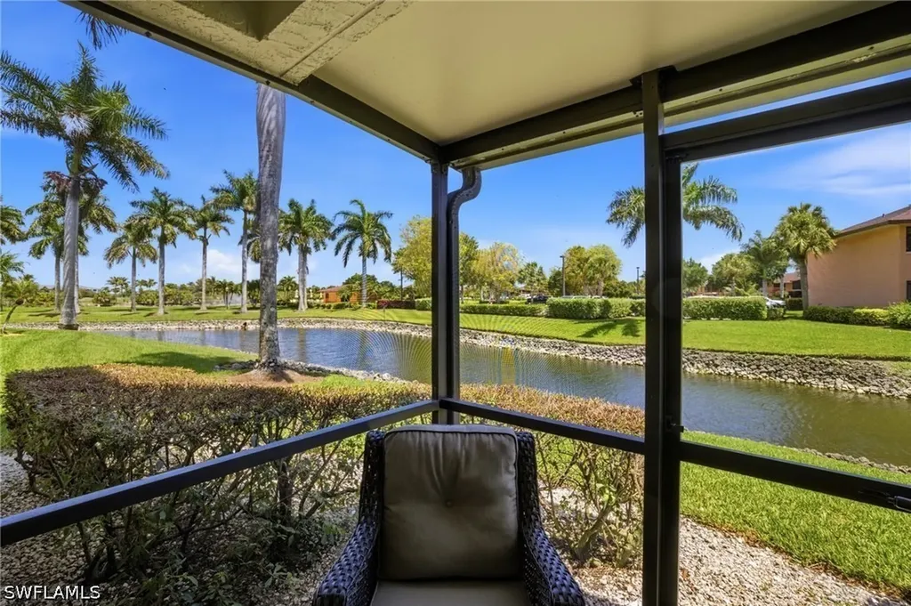 1504 Mainsail Drive Naples FL 34114