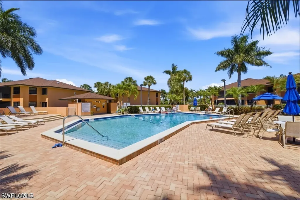 1504 Mainsail Drive Naples FL 34114