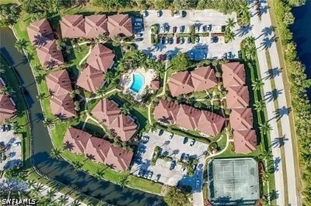 1504 Mainsail Drive Naples FL 34114