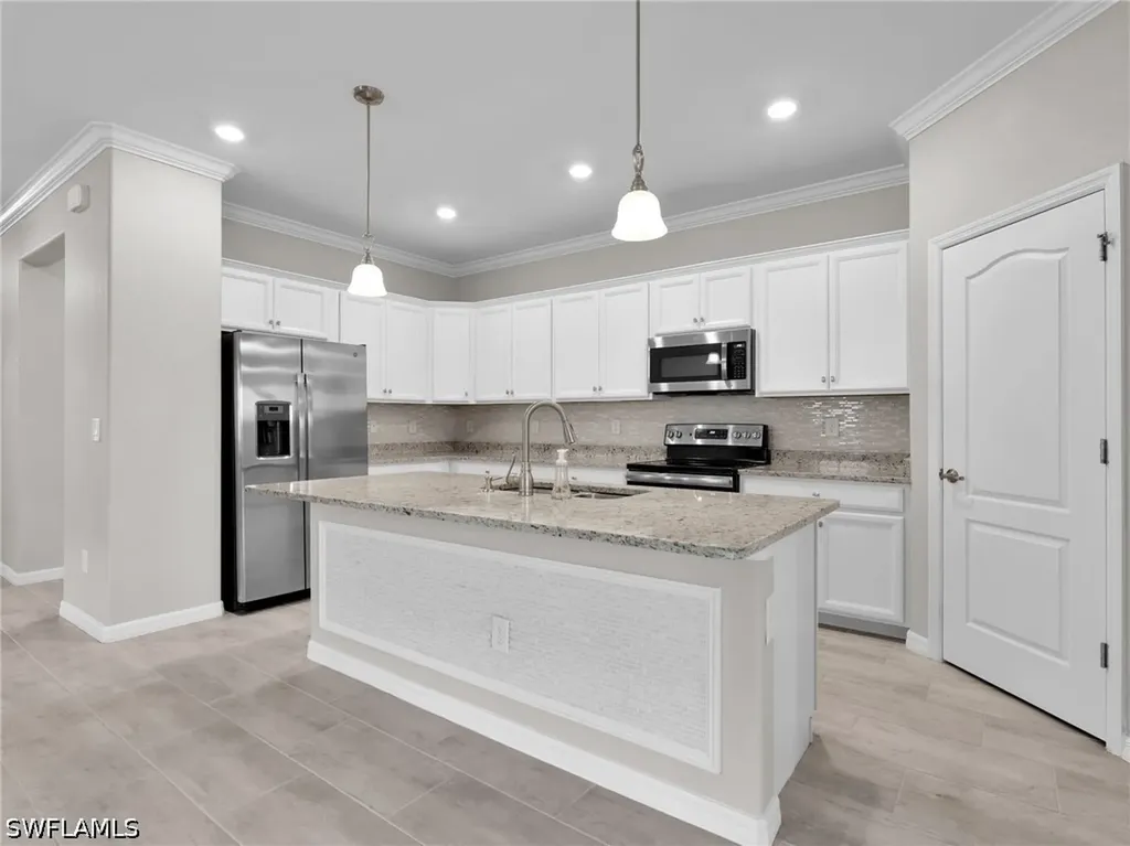 19527 Utopia Lane Estero FL 33928