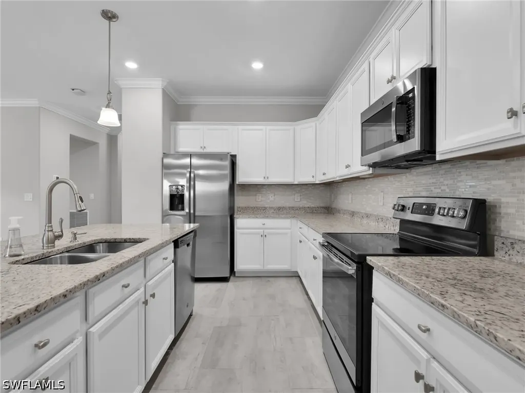 19527 Utopia Lane Estero FL 33928