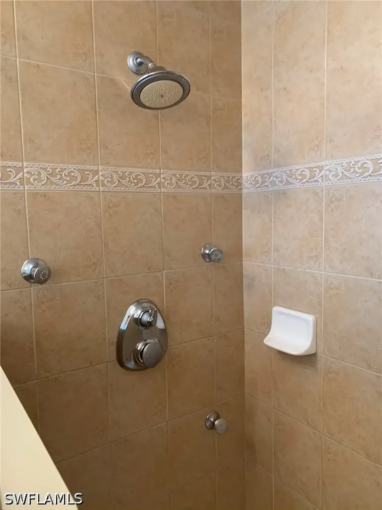 3910 Jasmine Lake Circle Naples FL 34119