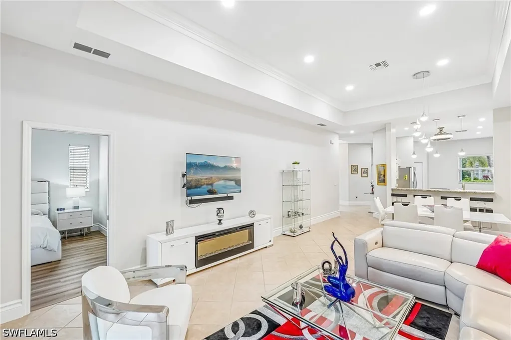 7859 Sanctuary Circle Naples FL 34104