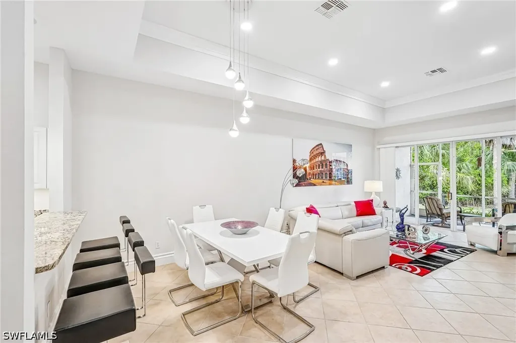 7859 Sanctuary Circle Naples FL 34104