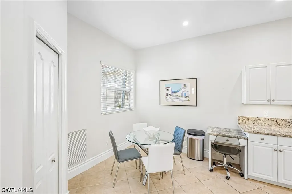 7859 Sanctuary Circle Naples FL 34104