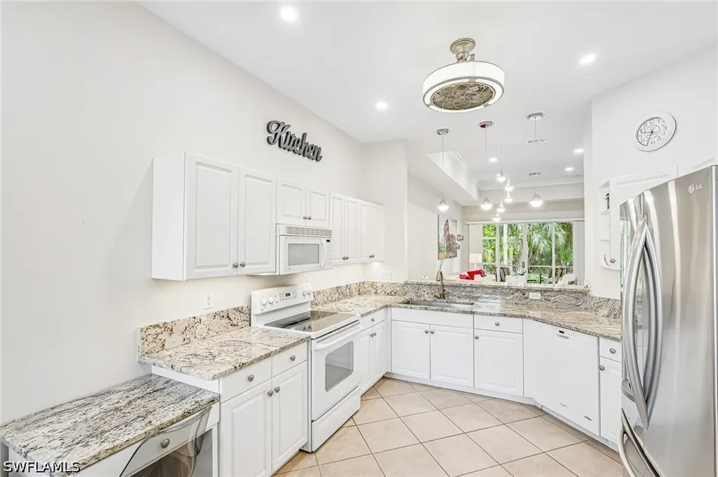 7859 Sanctuary Circle Naples FL 34104