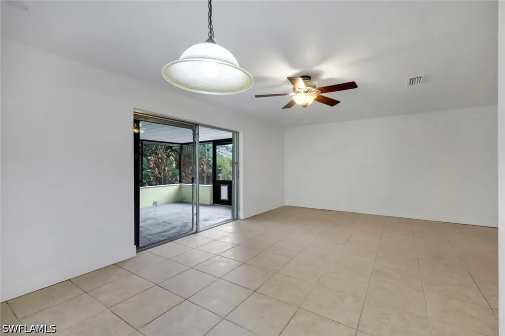 6302 Hofstra Court W Fort Myers FL 33919