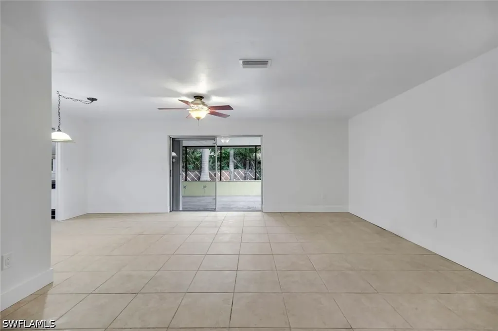 6302 Hofstra Court W Fort Myers FL 33919