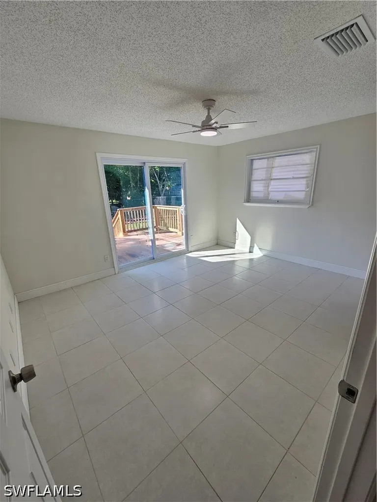 5234 Sholtz Street Naples FL 34113