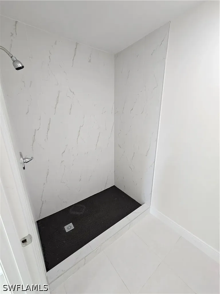 5234 Sholtz Street Naples FL 34113