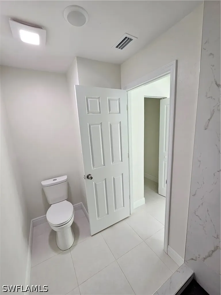 5234 Sholtz Street Naples FL 34113