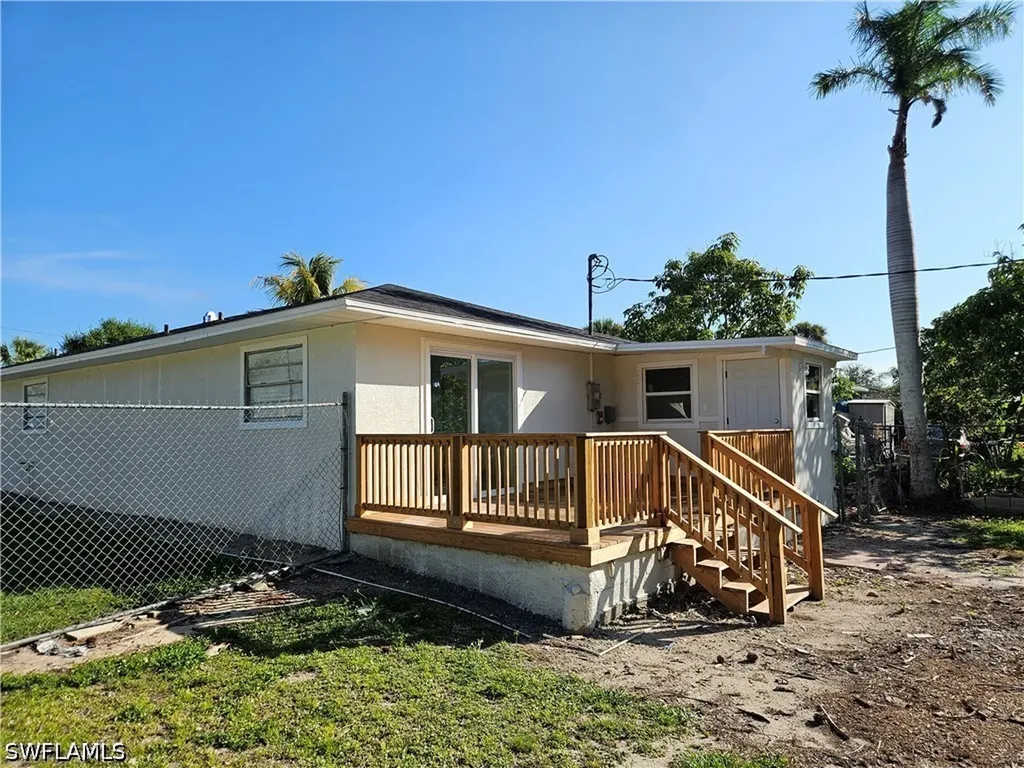 5234 Sholtz Street Naples FL 34113