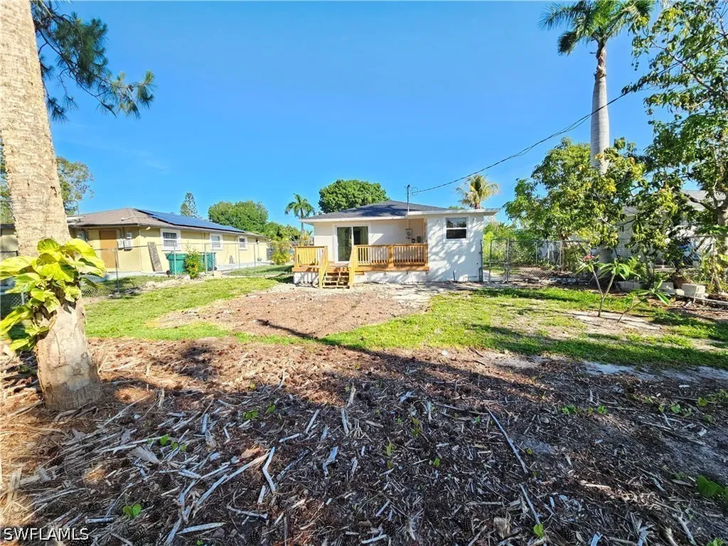 5234 Sholtz Street Naples FL 34113