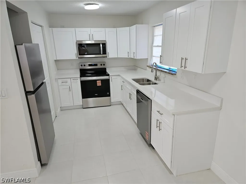 5234 Sholtz Street Naples FL 34113