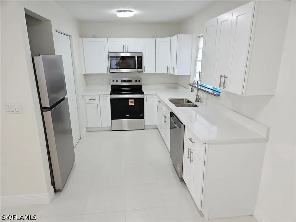 5234 Sholtz Street Naples FL 34113