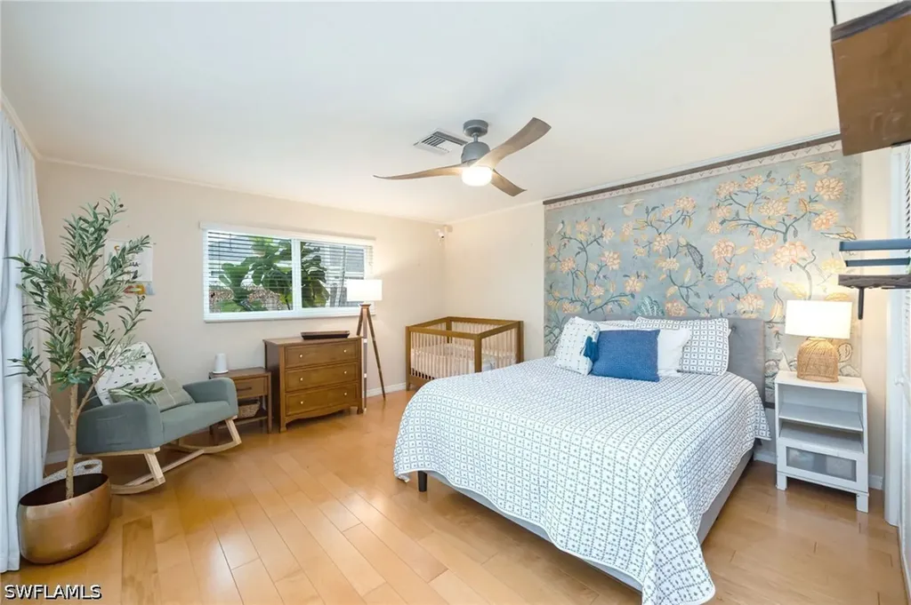 216 Willoughby Drive Naples FL 34110