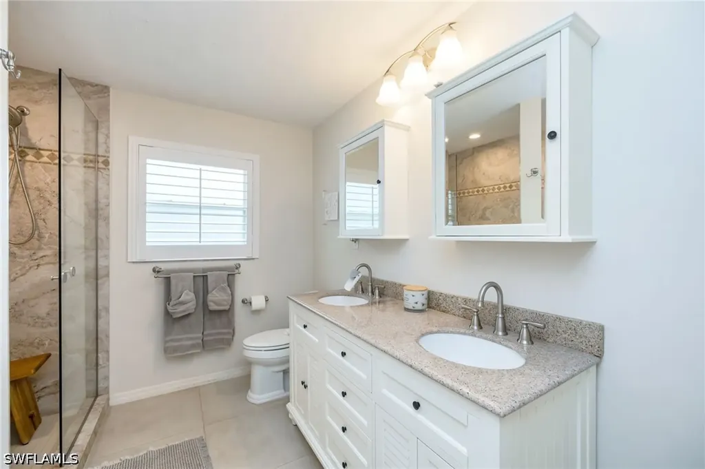 216 Willoughby Drive Naples FL 34110