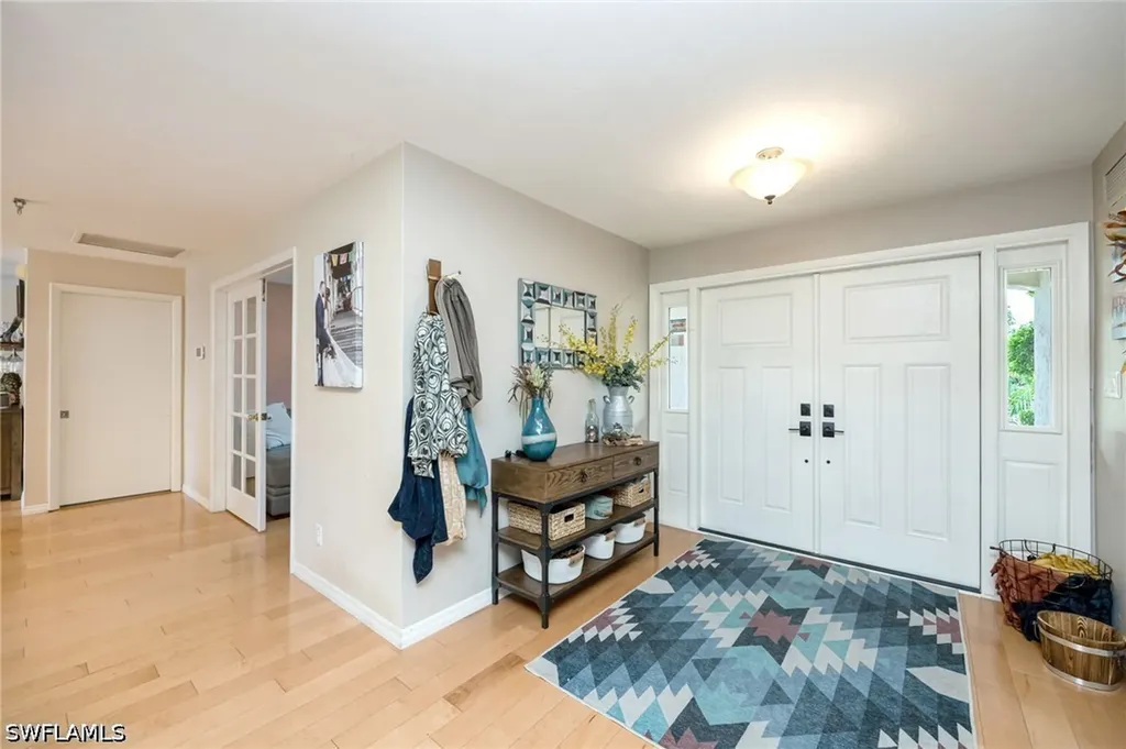 216 Willoughby Drive Naples FL 34110