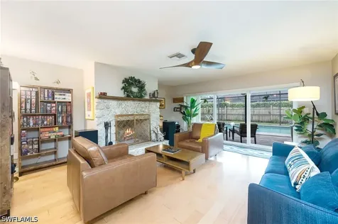 216 Willoughby Drive Naples FL 34110