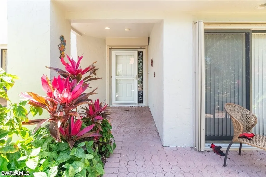 522 Beachwalk Circle Naples FL 34108